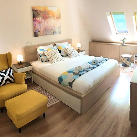 Unique Luxurious Jacuzzi Penthouse Duplex In City Center! 2 Baths! Free Parking! София Экстерьер фото
