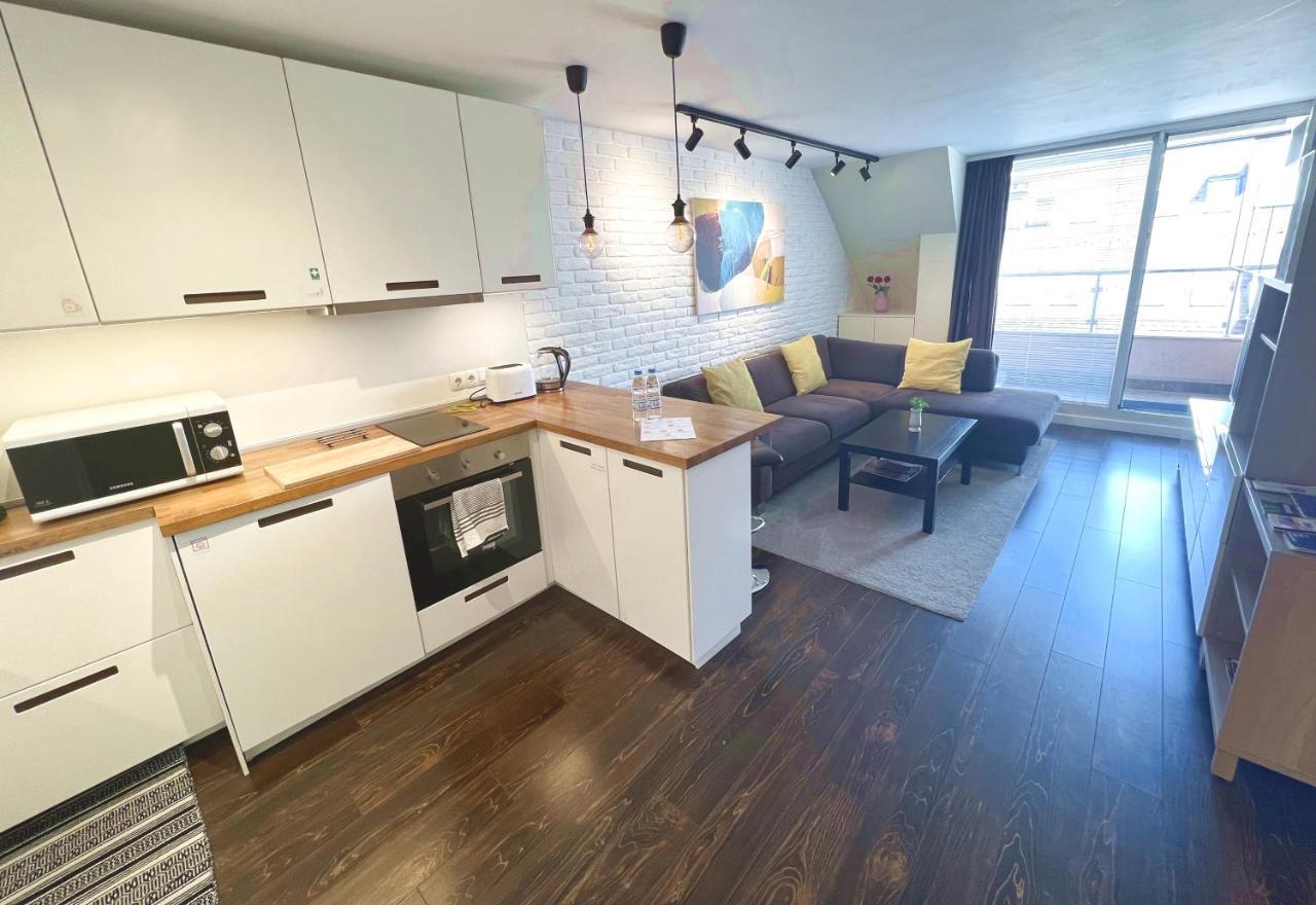 Unique Luxurious Jacuzzi Penthouse Duplex In City Center! 2 Baths! Free Parking! София Экстерьер фото