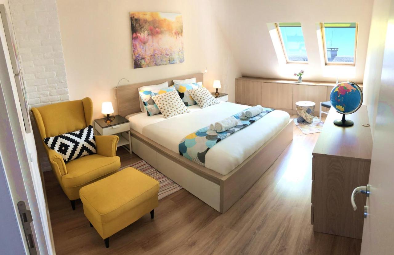 Unique Luxurious Jacuzzi Penthouse Duplex In City Center! 2 Baths! Free Parking! София Экстерьер фото