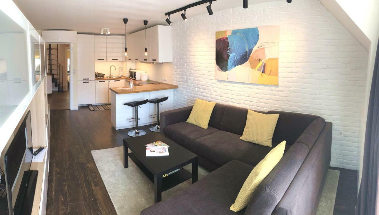 Unique Luxurious Jacuzzi Penthouse Duplex In City Center! 2 Baths! Free Parking! София Экстерьер фото